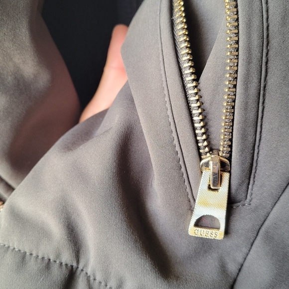 Guess S/CH Soft Shell Hooded Military Green Zip Women's Jacket Pockets Logo - Picture 12 of 13